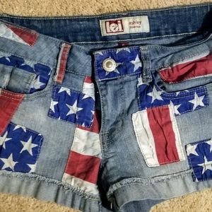 Rare Patriotic Shorts! Super Cute!